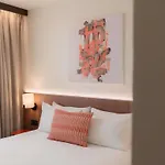 Hotell Mercure Paris Quai De Seine 4*