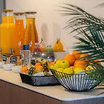 Hotell Mercure Paris Quai De Seine 4*