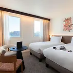 Mercure Paris Quai De Seine Hotell 4*