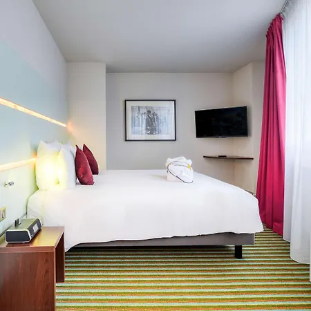 Mercure Paris Quai De Seine Ivry-sur-Seine
