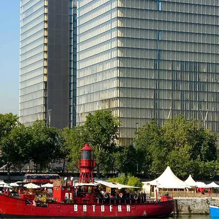 Hotel Mercure Paris Quai De Seine 4*