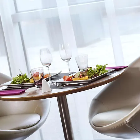 Mercure Paris Quai De Seine Ivry-sur-Seine