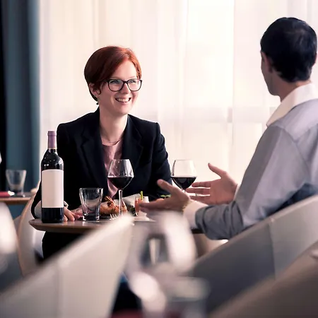 Mercure Paris Quai De Seine 4* Ivry-sur-Seine