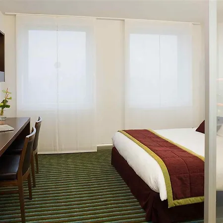 Mercure Paris Quai De Seine 4*