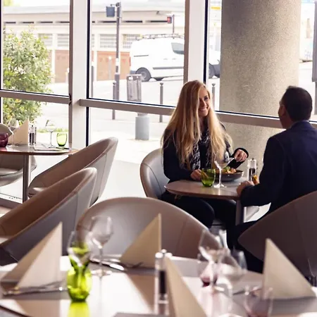 Hotel Mercure Paris Quai De Seine 4*