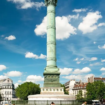 Mercure Paris Quai De Seine Hotel