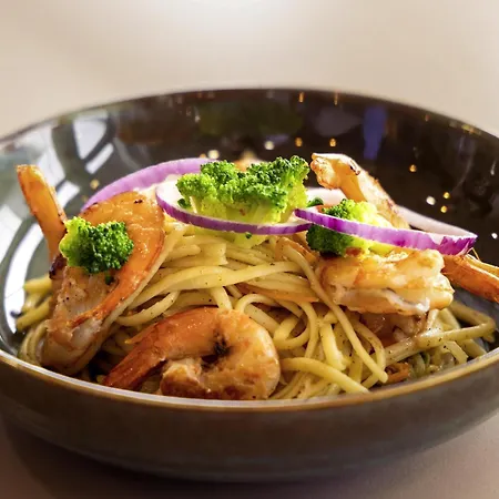 Hotel Mercure Paris Quai De Seine 4*