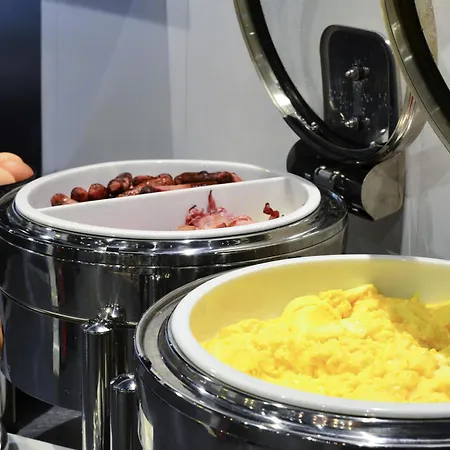 Mercure Paris Quai De Seine Ivry-sur-Seine