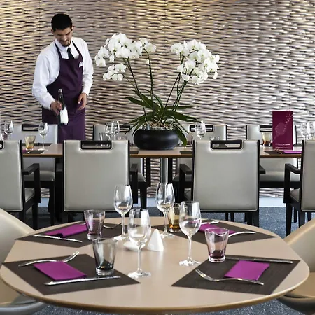 Hotel Mercure Paris Quai De Seine 4*