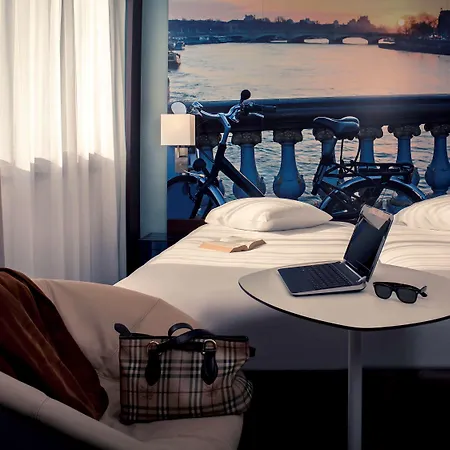 Mercure Paris Quai De Seine 4*