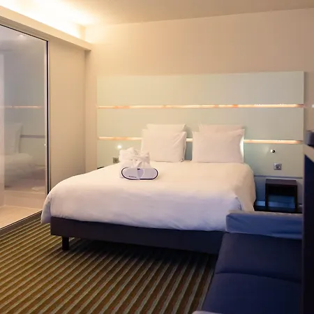 Mercure Paris Quai De Seine 4* Ιβρύ-συρ-Σεν