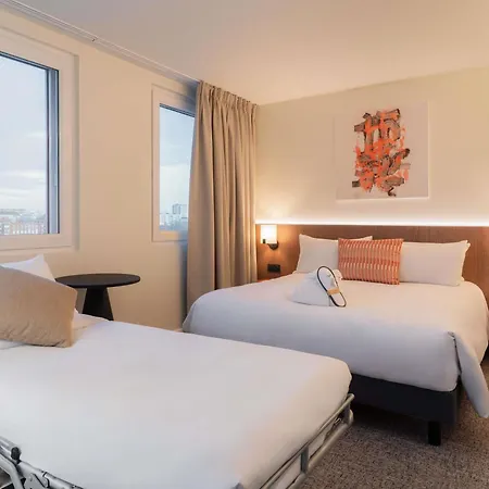 Mercure Paris Quai De Seine 4*