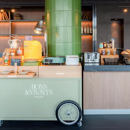 Mercure Paris Quai De Seine Hotel 4*
