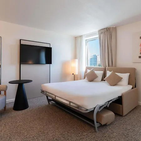 Hotel Mercure Paris Quai De Seine 4*
