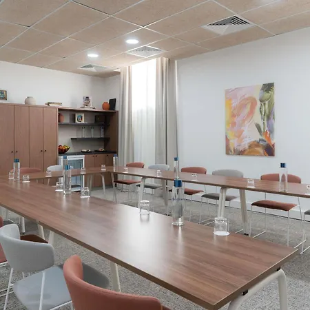 Hotel Mercure Paris Quai De Seine Ivry-sur-Seine