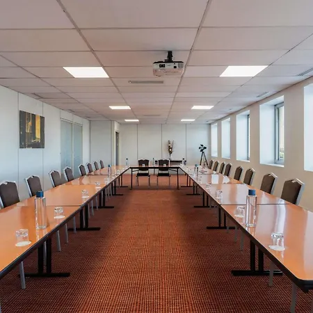 Mercure Paris Quai De Seine 4*