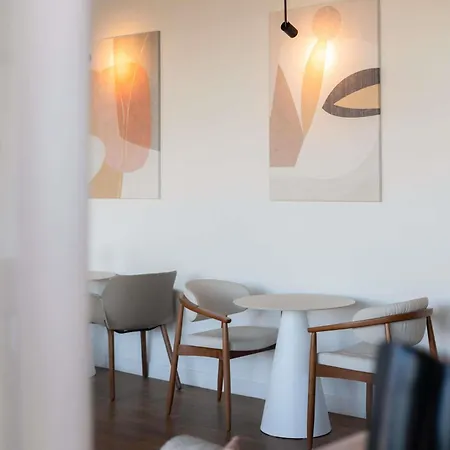 Mercure Paris Quai De Seine Hotel 4*
