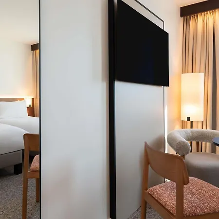 Hotel Mercure Paris Quai De Seine