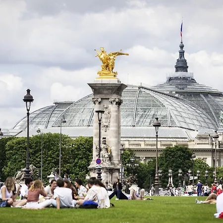 Mercure Paris Quai De Seine 4*