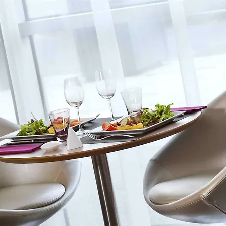 Mercure Paris Quai De Seine Ivry-sur-Seine